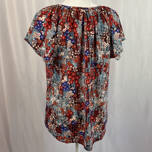 Floral Multi-Colored Blouse with Tie in Front at Neckline, Size M. - Picture 5 of 5